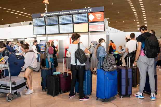 Erläuterung der Sicherheitsprozesse für den Pariser Flughafentransfer